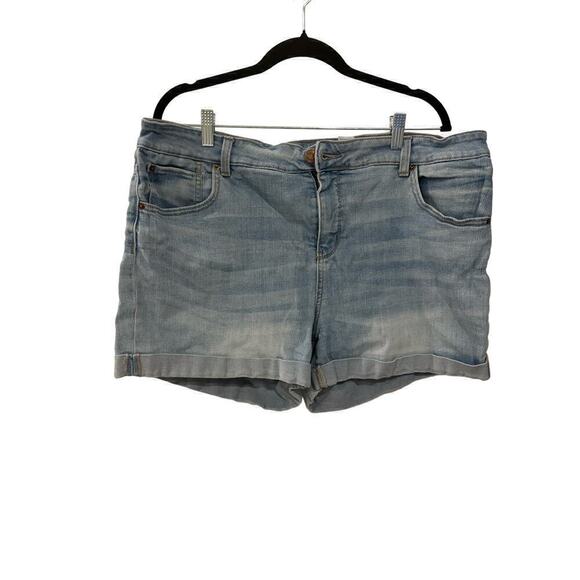 Time and Tru Size 18 Mid Rise Denim Shorts - Picture 1 of 8